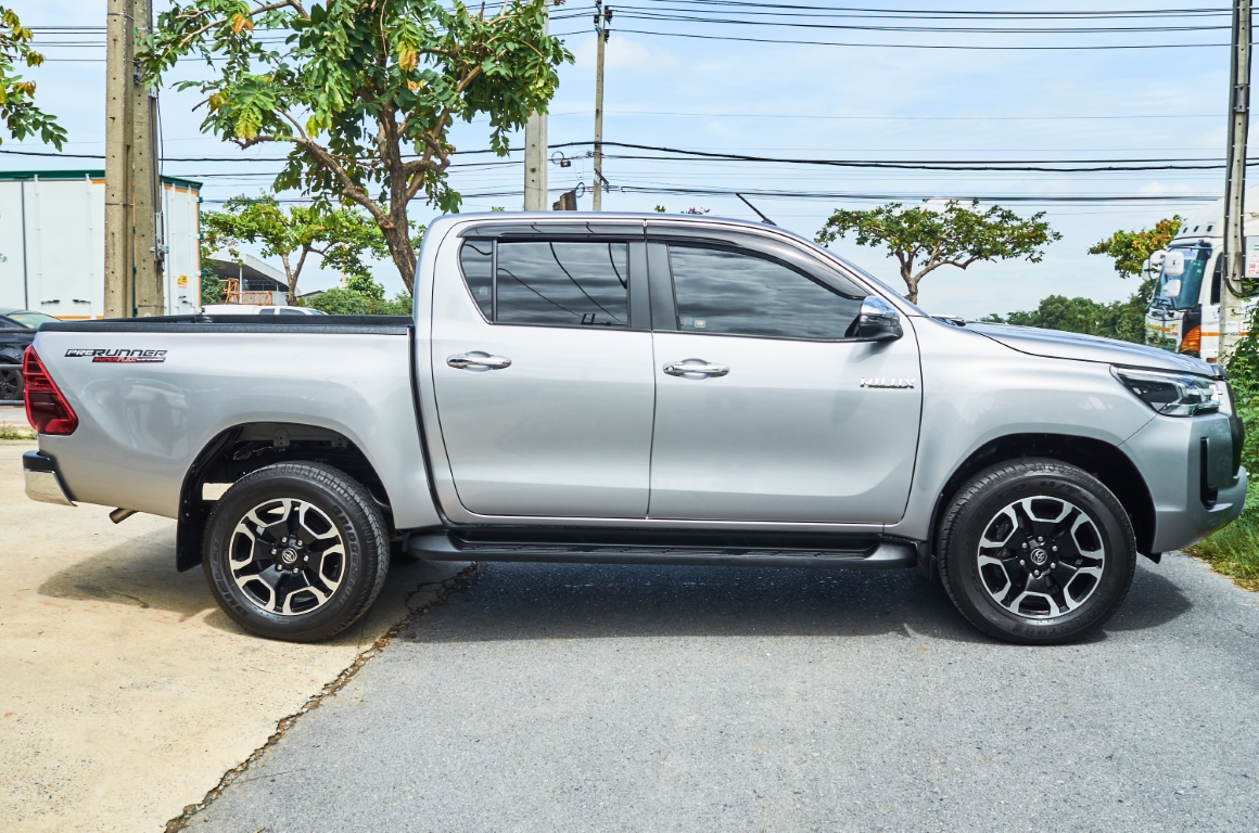 Toyota Hilux Revo Doublecab 2.4 MID Prerunner A/T 2021 RK1641